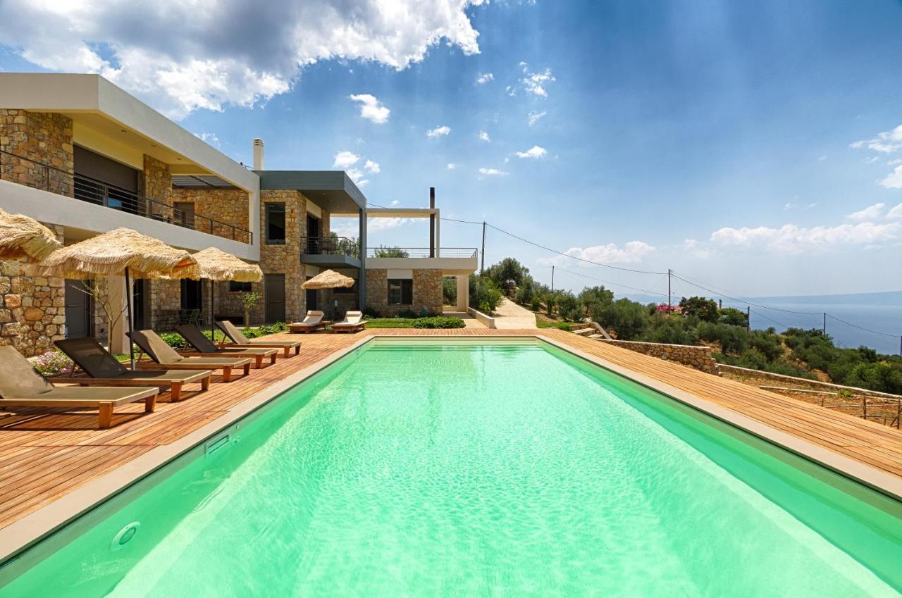 Euphoria Suites Avia Ngoại thất bức ảnh