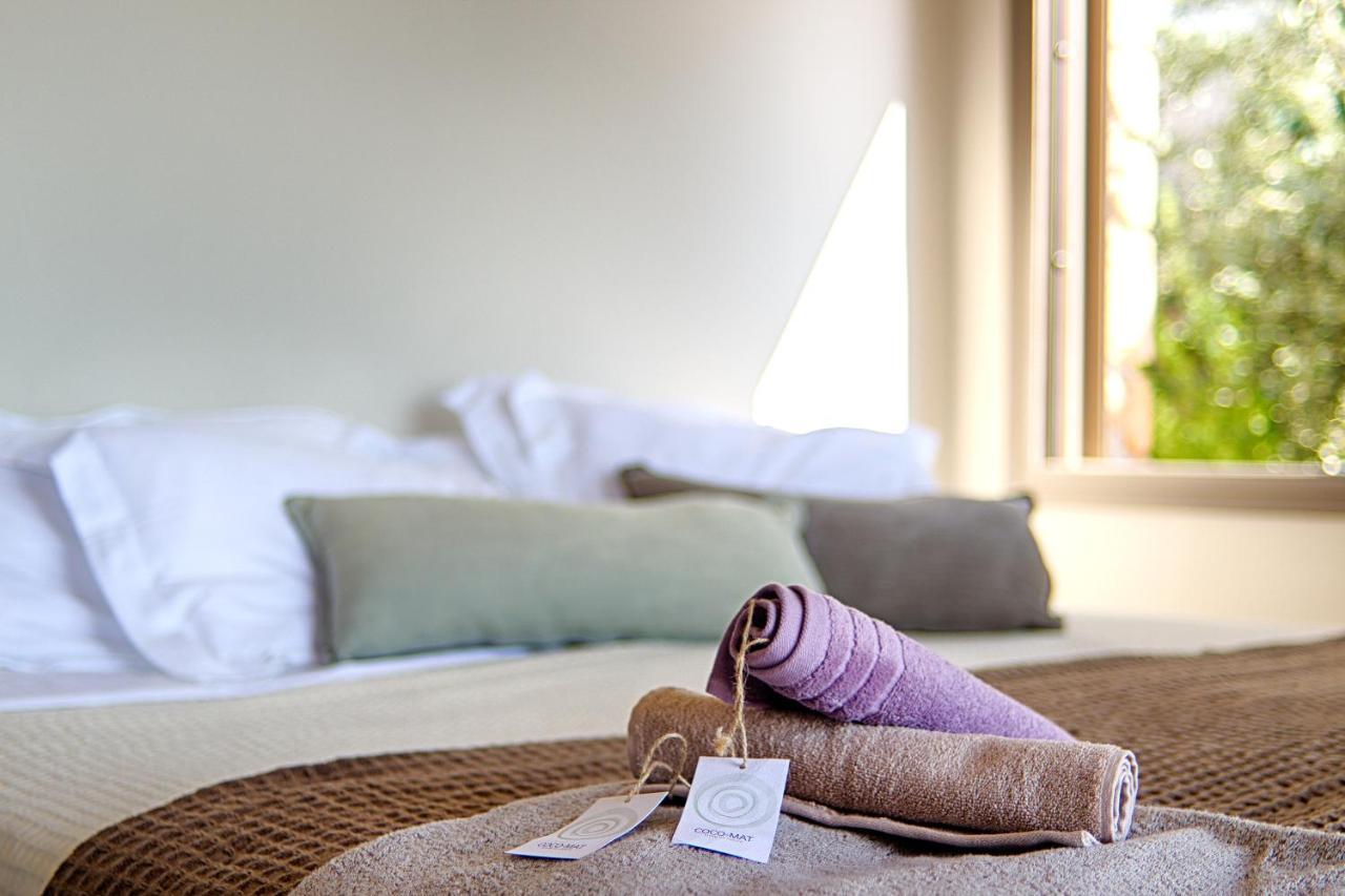 Euphoria Suites Avia Ngoại thất bức ảnh