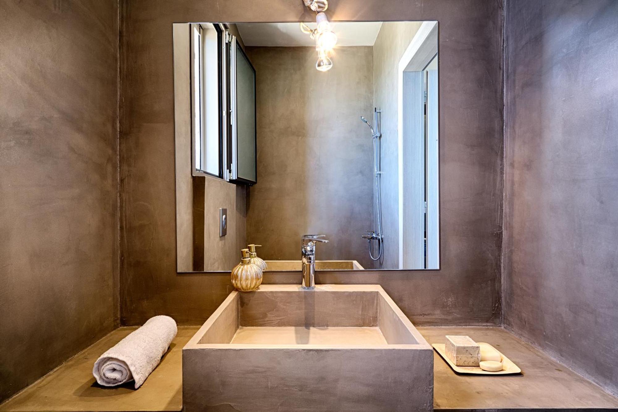 Euphoria Suites Avia Ngoại thất bức ảnh