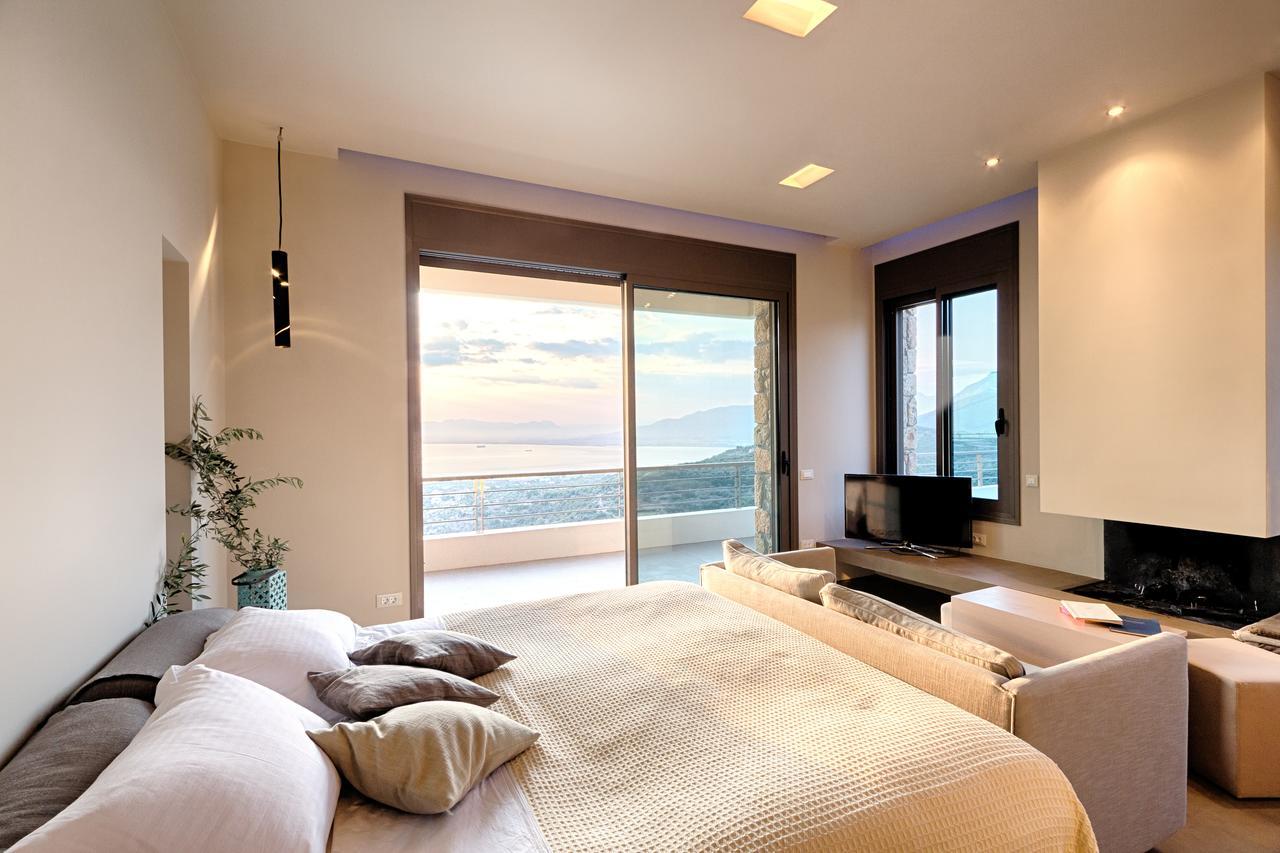 Euphoria Suites Avia Ngoại thất bức ảnh